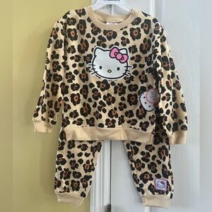 NWT Hello Kitty Girl Toddler Animal Print Jogger/ Sweat Suit Set.